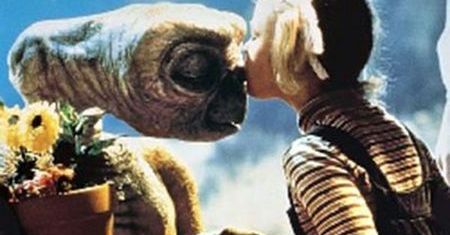 Najbardziej dziwaczne filmowe pocałunki