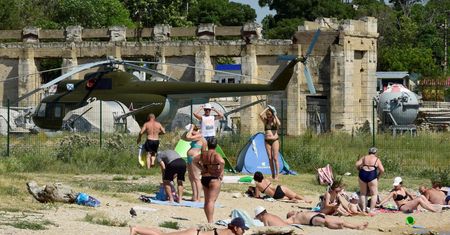 Basta! Czas na kolejny krok: bezwzględny zakaz dla wszystkich Rosjan [OPINIA]