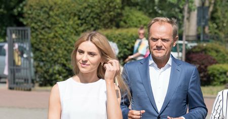 Tak idą biznesy bliskich premiera Donalda Tuska. Sprawdziliśmy spółki w KRS