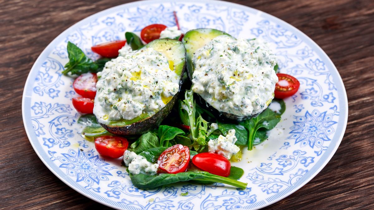 Przepis na awokado faszerowane twarożkiem