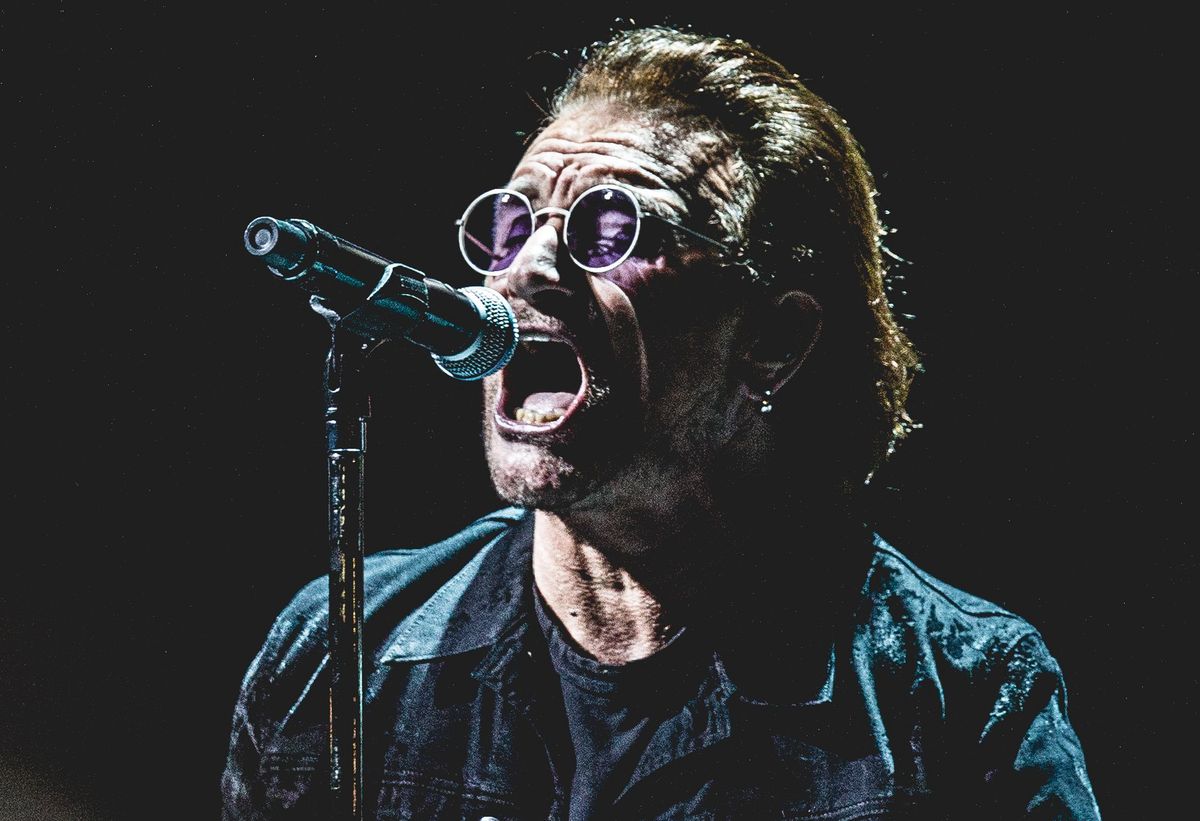 Bono opisał swoje życie w książce "Surrender. 40 piosenek, jedna opowieść"