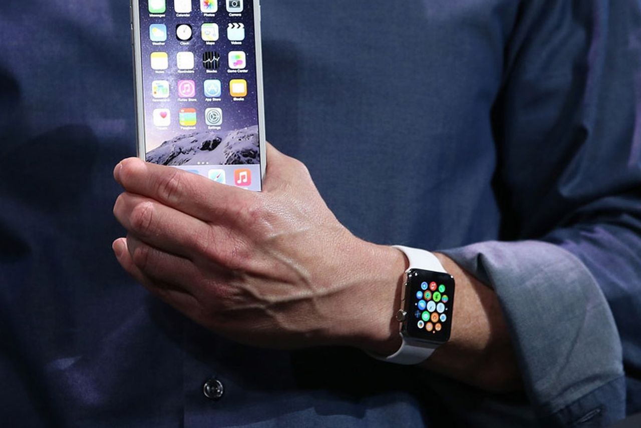 Apple Watch rysuje się i nie lubi tatuaży. Użytkownicy nie potrafią go nosić