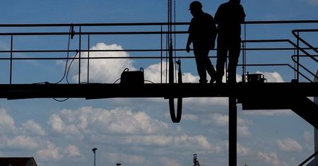 ZUS podsumował zwolnienia lekarskie. Jedni pracowali, a inni byli już zdrowi