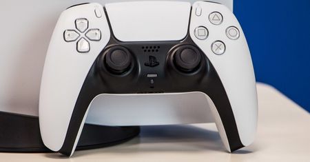 PlayStation 5 taniej na Black Friday. Sony szykuje dużo promocji