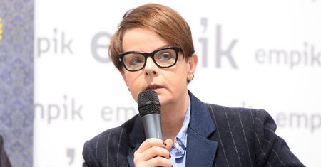 Karolina Korwin Piotrowska skrytykowała zachowanie ludzi na plaży. Ucierpiał jej pies