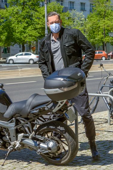 Marcin Prokop na motocyklu