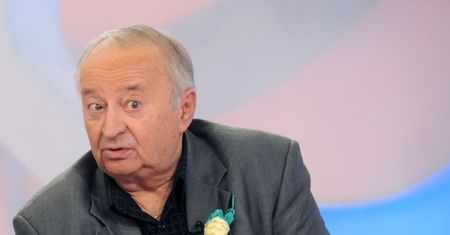 Łazuka pozdrawia ze szpitala: "NA ZŁOŚĆ WAM BĘDĘ ŻYŁ"