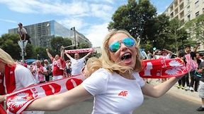 Piękne fanki reprezentacji Polski ozdobą potyczki Biało-Czerwonych z Ukrainą