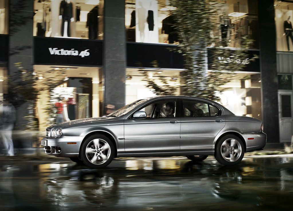 Jaguar X-Type