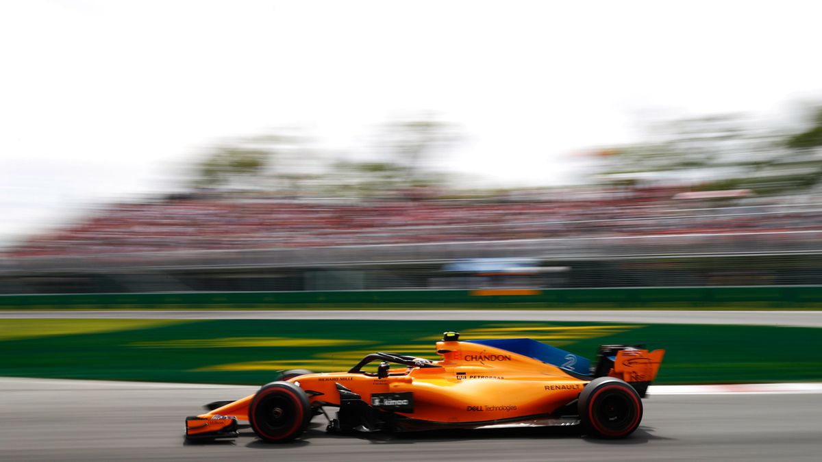 Zdjęcie okładkowe artykułu: Materiały prasowe / McLaren / Na zdjęciu: Stoffel Vandoorne za kierownicą McLarena