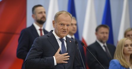 "Premier zapomniał o pracownikach". Spór o wynagrodzenia w budżetówce