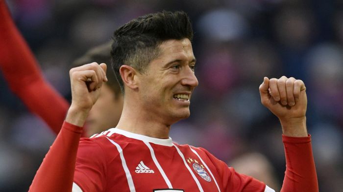 Zdjęcie okładkowe artykułu: Newspix / EXPA / Na zdjęciu: Robert Lewandowski