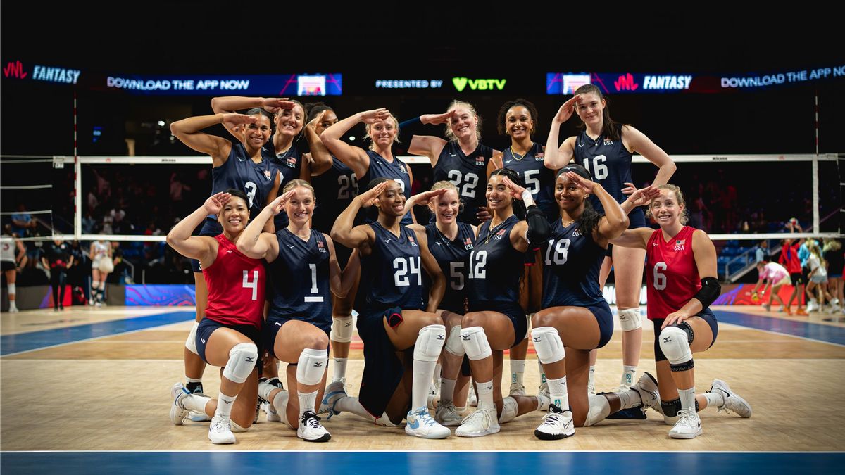 Zdjęcie okładkowe artykułu: Materiały prasowe / VolleyballWorld / Na zdjęciu: reprezentacja USA
