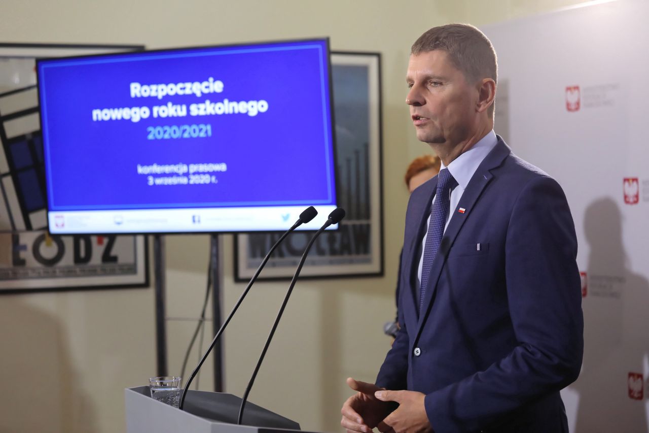 Mierzenie temperatury w szkołach. Minister odpowiada, co jeśli rodzic się nie zgadza