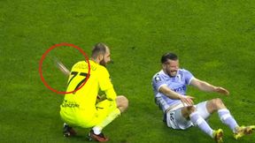 Symulował czy nie? Reakcje ekspertów po rzuceniu butelką w stronę bramkarza Pogoni