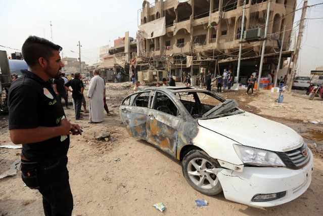 Dwie eksplozje w Iraku. Terroryści z Państwa Islamskiego zabili osiem osób
