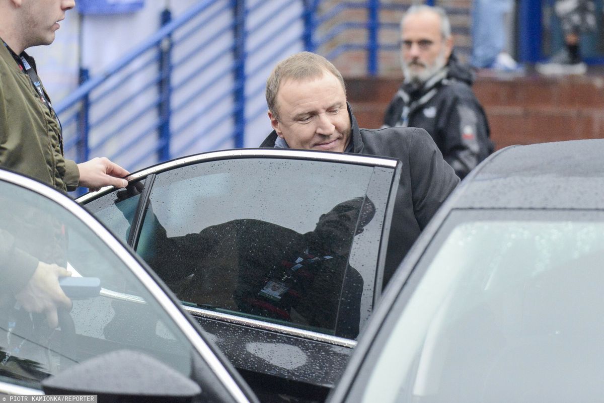 Jacek Kurski nadal korzysta z limuzyny i ochrony SOP - donosi "Fakt". Zdjęcie archiwalne