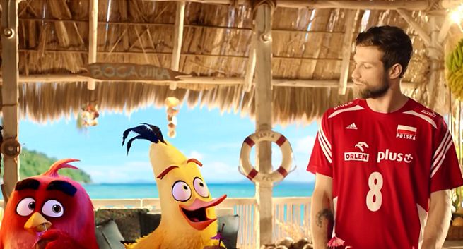 Andrzej Wrona z „Angry Birds” na Bahamach reklamuje „Wściekłe 5 GB” w Plusie (wideo)