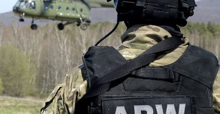Ustawa antyterrorystyczna. Nowa wersja jeszcze bardziej restrykcyjna