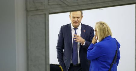Atom w Polsce. Ekspert: polityczna zawierucha pokazała jedno