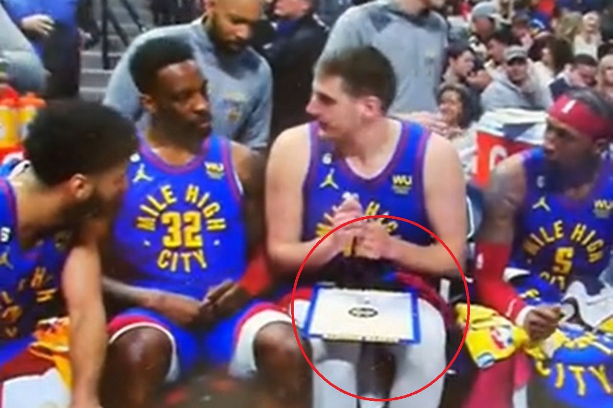 Nikola Jokić rozrysował akcję kompanom z zespołu