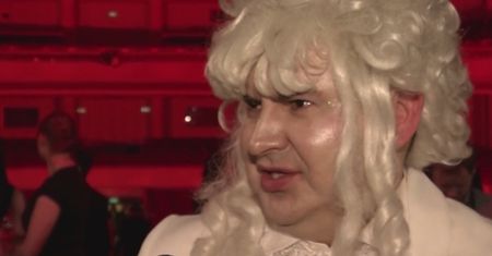 "Wygrana Conchity mnie NIE DZIWI! NIECH ŻYJĄ KOBIETY Z BRODĄ!"