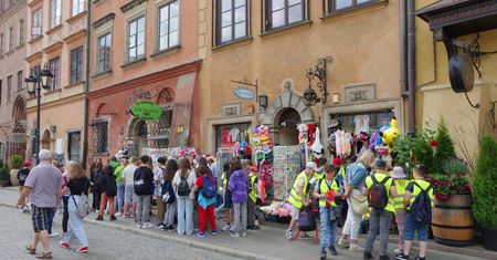 Zaczęło się. Wycieczka klasowa za 1,7 tys. zł