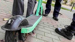 Zielona Góra: Wpadł hulajnogą na radar, prędkość wbiła w fotel policję