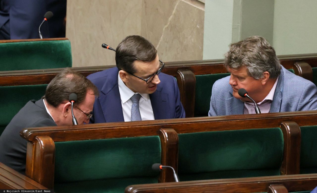 Mariusz Kamiński, Mateusz Morawiecki i Maciej Wąsik w Sejmie