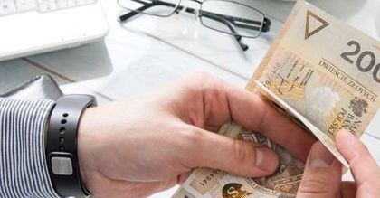 Podwyżki dla Polaków. Pensje wystrzelą w sposób nagły i nieoczekiwany