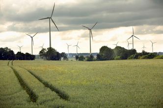 Farmy wiatrowe znowu z ulgami podatkowymi. Gminy muszą zwracać pieniądze od początku roku