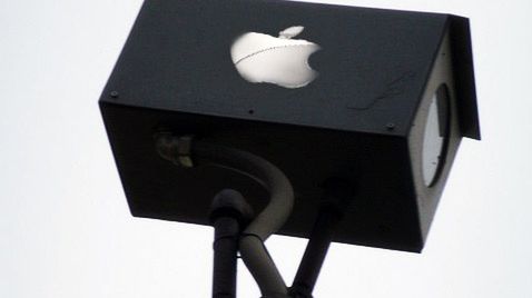 iPhone z Krainy Deszczowców – czemu szpieguje nas własny telefon? 1