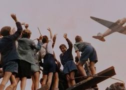 Polsat Viasat History HD II wojna światowa: końcówka