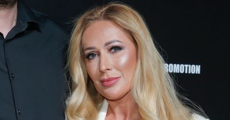Sylwia Peretti przerwała milczenie po śmierci syna. Jej menadżer wyjaśnia: "To element terapii i pożegnania"