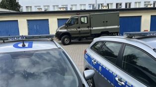 Odkryła arsenał pradziadka w garażu. Amunicję i granat przyniosła policjantom