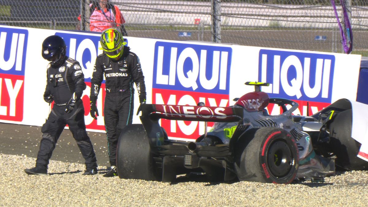 Zdjęcie okładkowe artykułu: Twitter / Formula 1 / Na zdjęciu: wypadek Lewisa Hamiltona