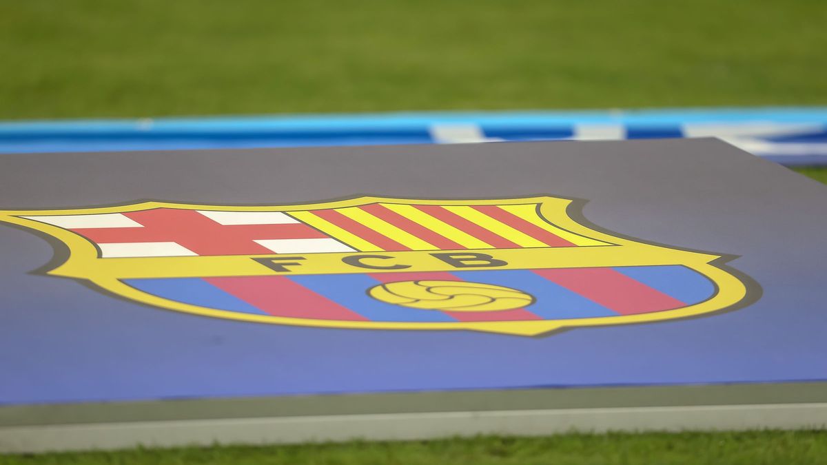 Zdjęcie okładkowe artykułu: Getty Images / DeFodi Images  / Na zdjęciu: herb FC Barcelony