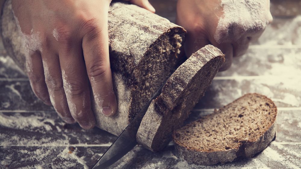 Chleb bezglutenowy z mąki ryżowej, skrobii kukurydzianej i/lub tapioki