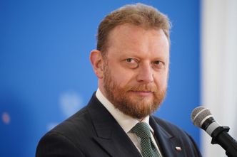 Łukasz Szumowski:  "Jesienią czeka nas pilnowanie dystansu, noszenie maseczek i powrót do rozsądku"