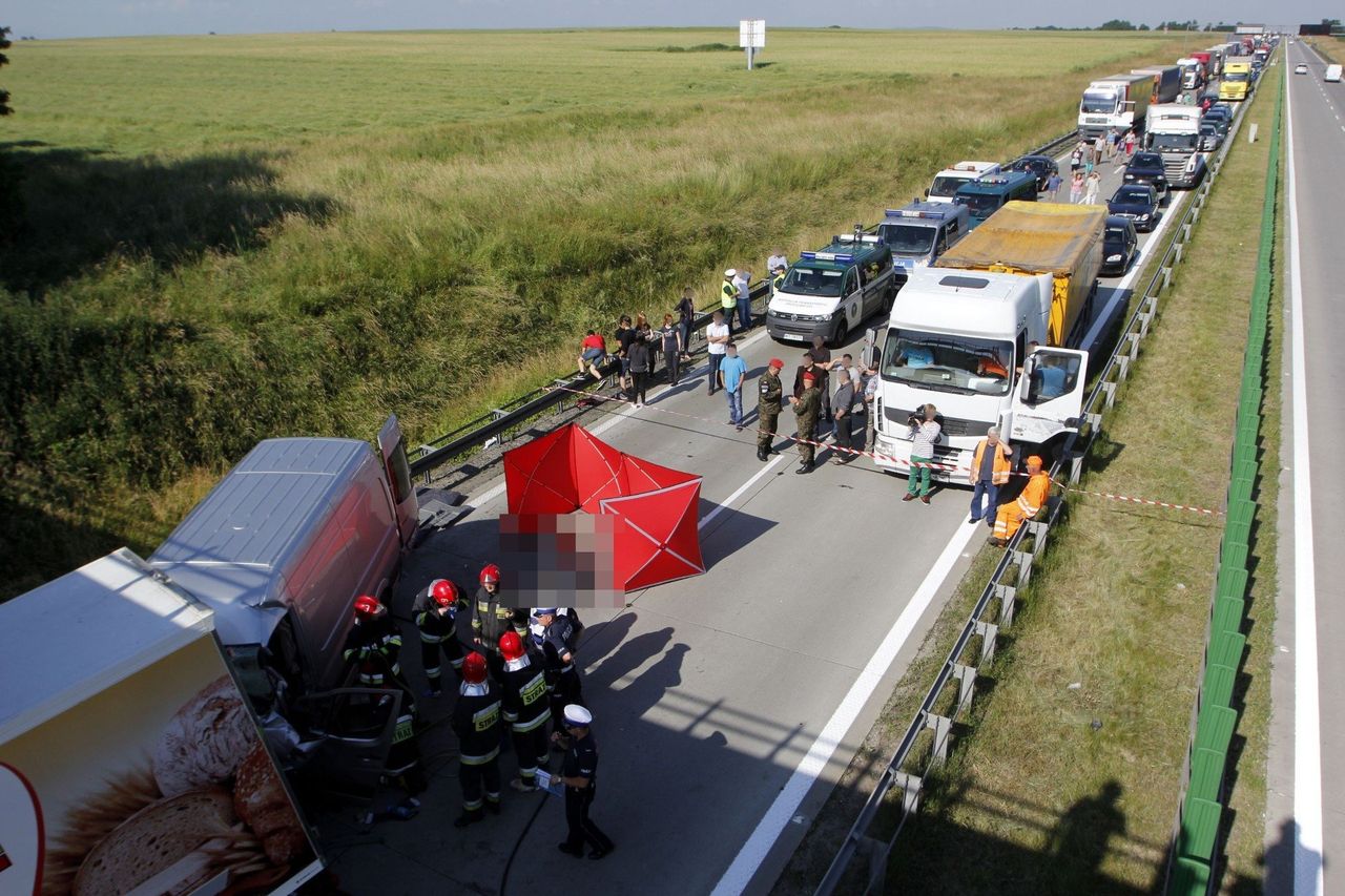 Kąty Wrocławskie: Potrącenie na A4. Nie żyje pieszy, który znajdował się na autostradzie.