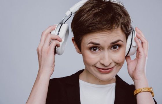Karolina Głowacka uruchomiła podcast, w styczniu wraca na antenę TOK FM