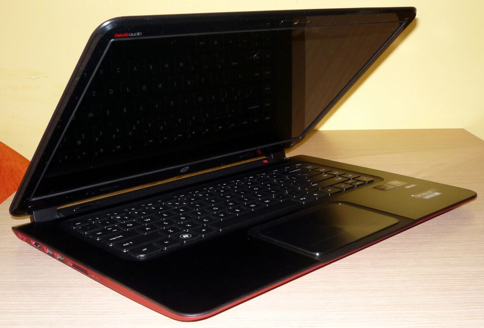 HP Envy 6-1030ew – test niedrogiego ultrabooka z ekranem 15,6 cala 2