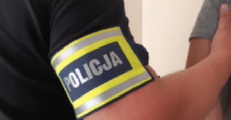 Warszawska policja zatrzymała "podszywacza". Usłyszał 106 zarzutów