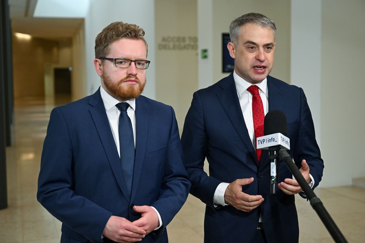 "Oczekujemy wycofania się". Ofensywa polskiego rządu po decyzji SpaceX