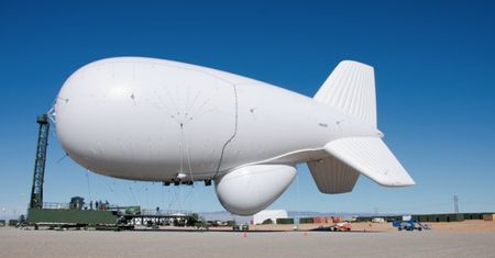 Kontrowersyjny wojskowy aerostat będzie latał nad Polską? Mieszkańcy się obawiają