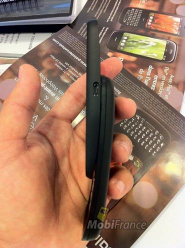 Palm Pre 2 w stylistyce poprzednika, ale z lepszą specyfikacją? 4