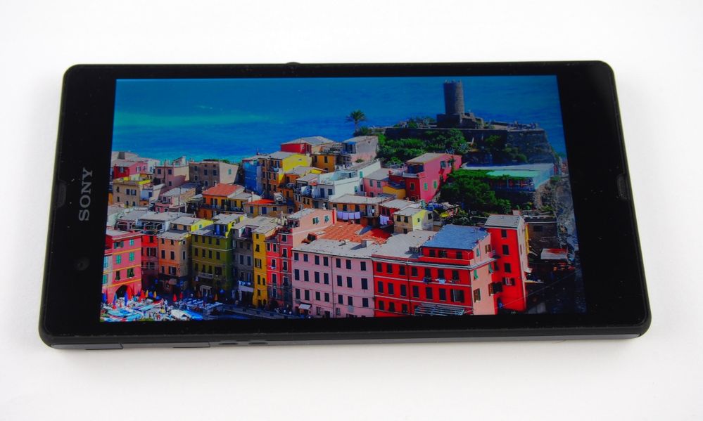 Sony Xperia Z - potężna specyfikacja, świetne wykonanie i wodoodporność  [test]