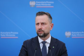 "Róbmy swoje". Szef MON odpowiada na słowa ambasadora USA