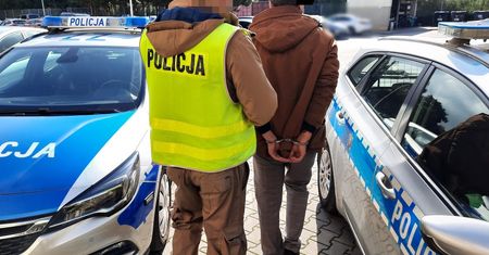 Ukradł kabanosy i bronił ich jak lew. Pracownik stacji został pobity