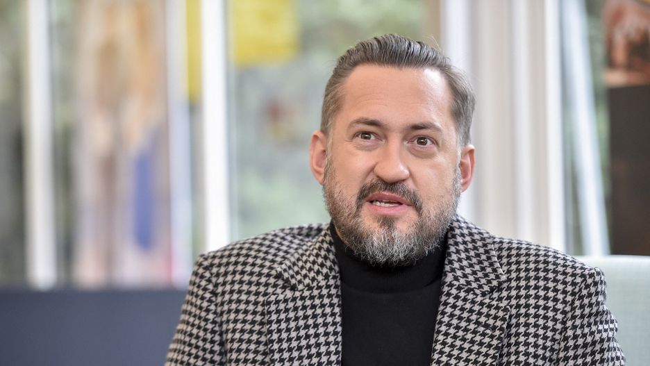 Marcin Prokop raz na jakiś czas dzieli się z fanami zdjęciami wnętrz swojego domu.Zobacz, jak popularny prezenter urządził swoje warszawskie gniazdko &gt;&gt;&gt;